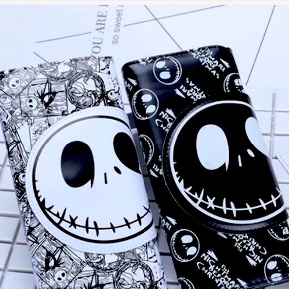 Unisex Nightmare Before Christmas magnetic buckle wallets. white or black - Picture 1 of 7